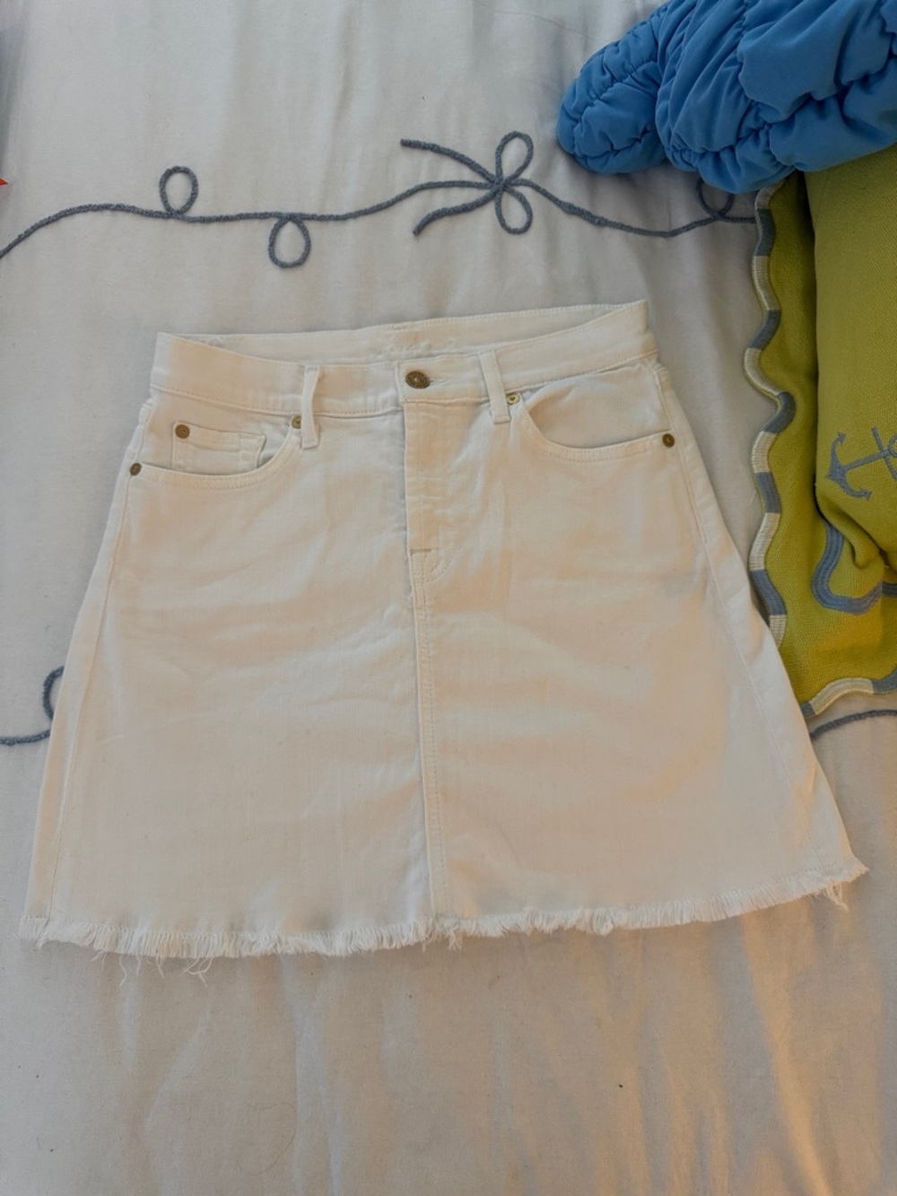 White Denim A-Line Mini Skirt - Casual Frayed Hem